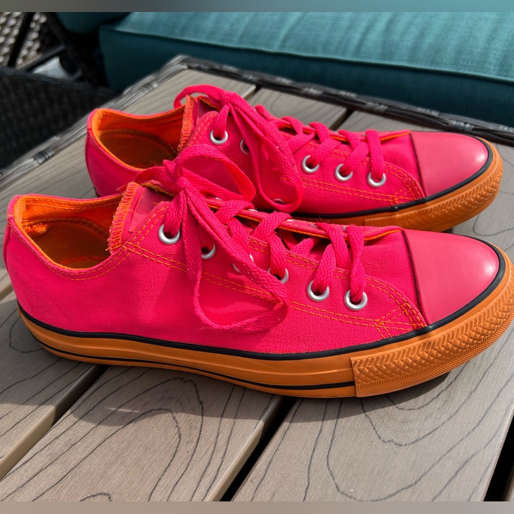Converse All Stars Pink Orange Sneakers Shoes Men 7 Women’s 9